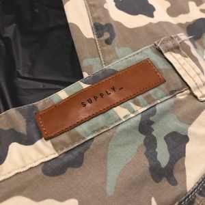 Men’s Supply Chino Pants